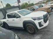 Toyota Hilux 2023 White for sale