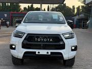 Toyota Hilux 2024 Pearl for sale