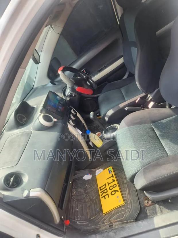 Toyota IST 2004 White