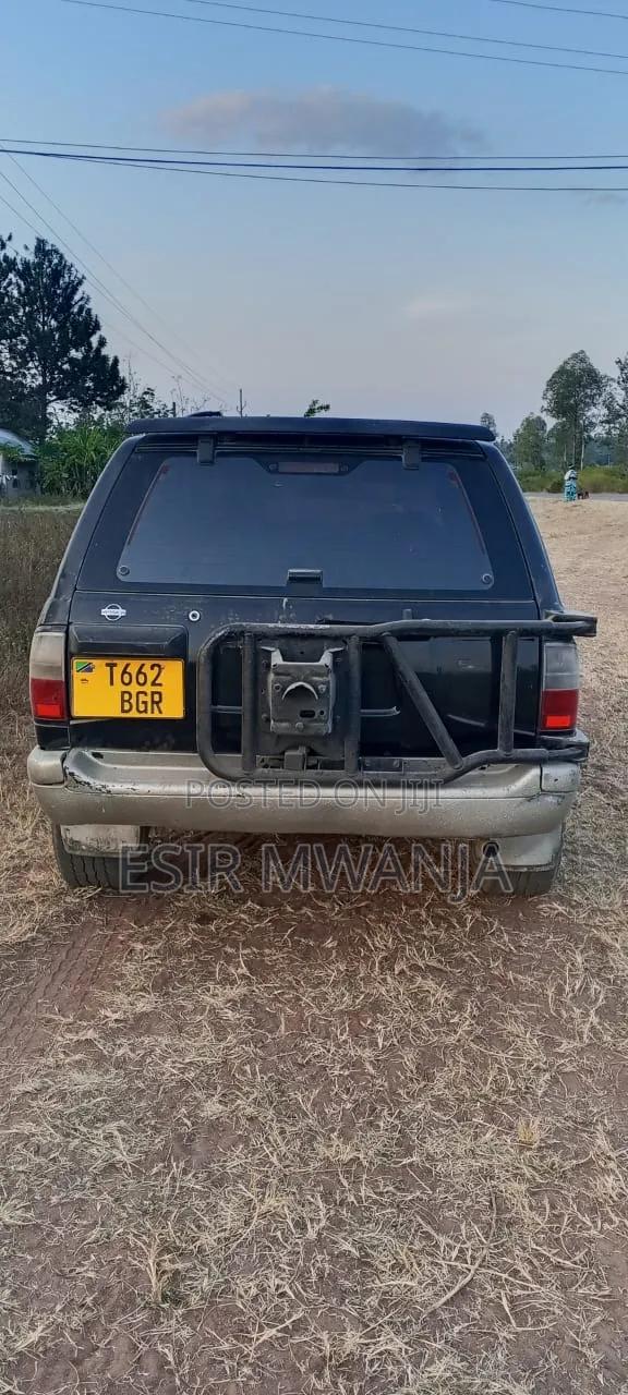 Nissan Terrano 2004 Black