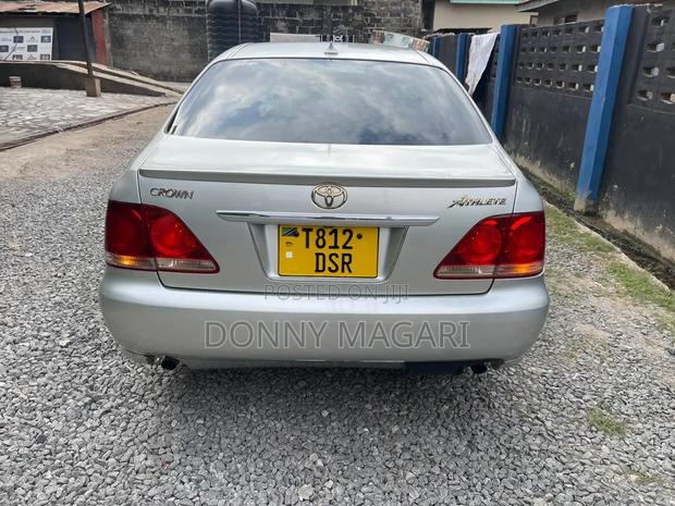 Toyota Crown 2007 Silver