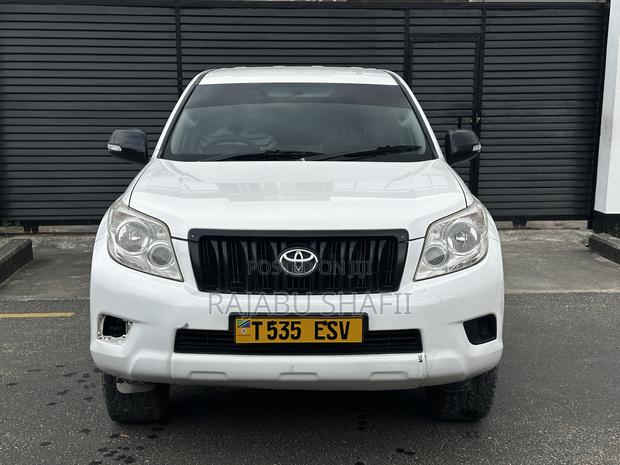 Toyota Land Cruiser Prado 3.0 TD 2011 White