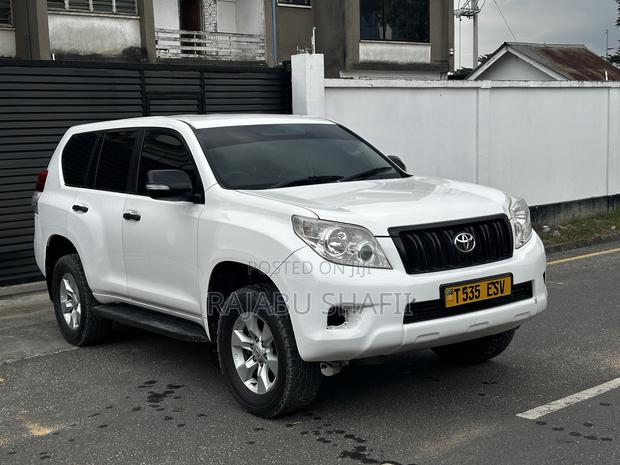 Toyota Land Cruiser Prado 3.0 TD 2011 White
