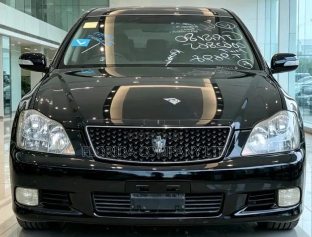 Toyota Crown 2007 Black