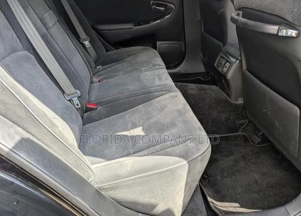 Toyota Crown 2007 Black