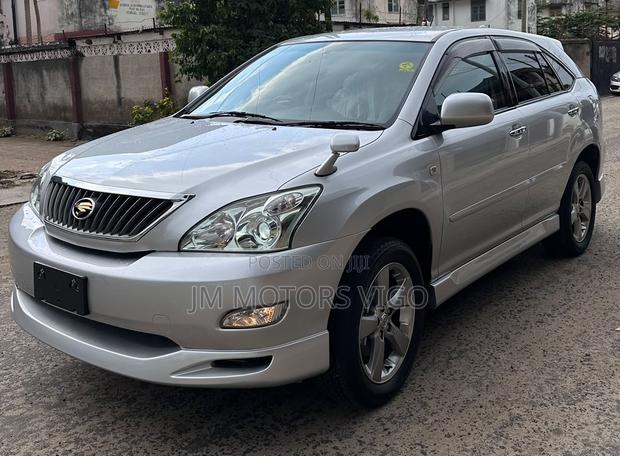Toyota Harrier 2010 Silver