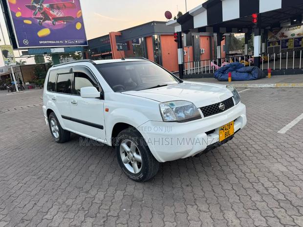 Nissan X-Trail 2009 White