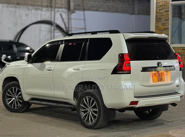 Toyota Land Cruiser Prado 2020 Pearl
