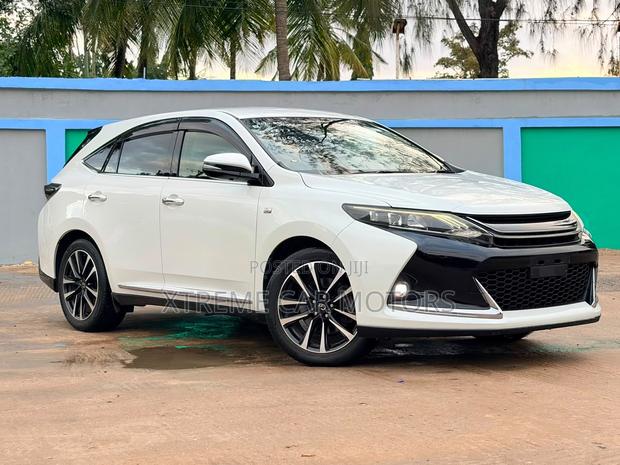 Toyota Harrier 2016 White