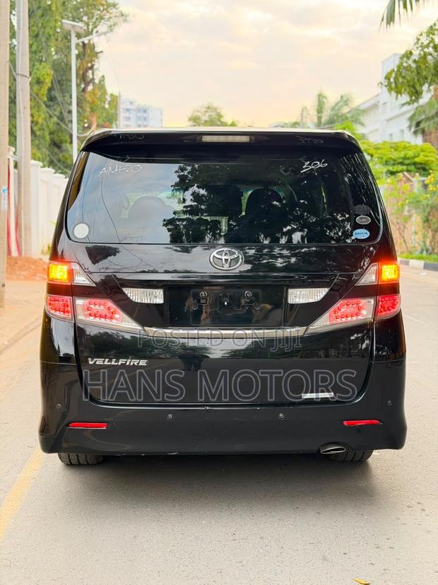 Toyota Alphard 2011 Black