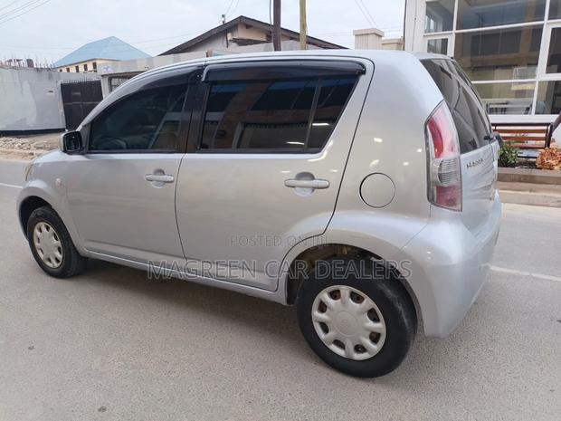 Toyota Passo 2006 Silver