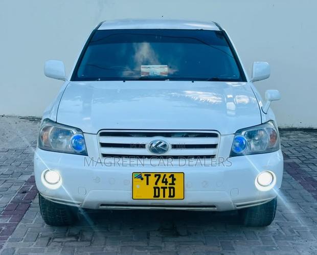 Toyota Kluger 2008 White