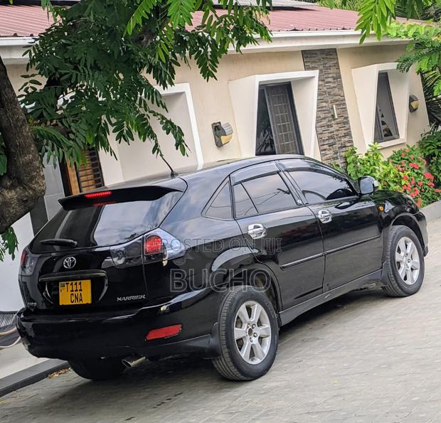 Toyota Harrier 2.4 4WD 2005 Black