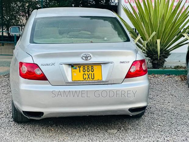 Toyota Mark X 2005 Silver