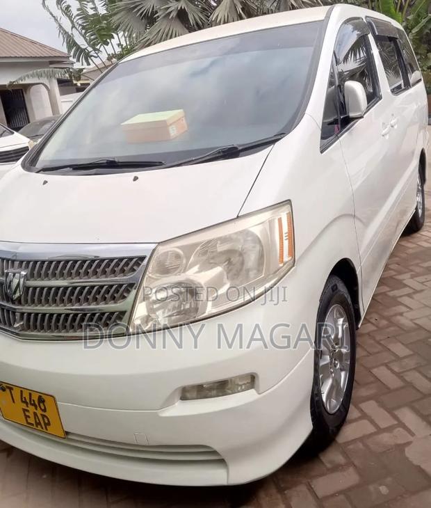 Toyota Alphard 2004 White