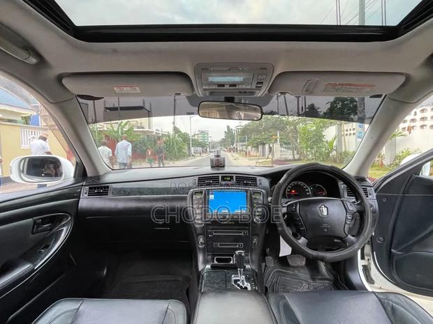 Toyota Crown 2007 Pearl