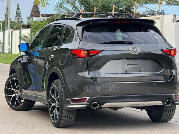 Mazda CX-5 2017 Gray