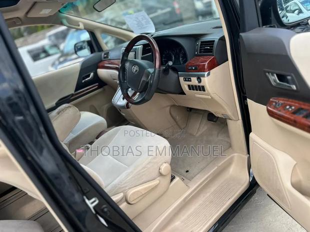 Toyota Alphard 2008 Black