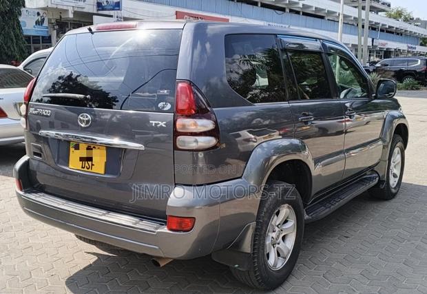 Toyota Land Cruiser Prado 2007 Gray