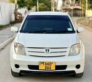 Toyota IST 2005 White for sale