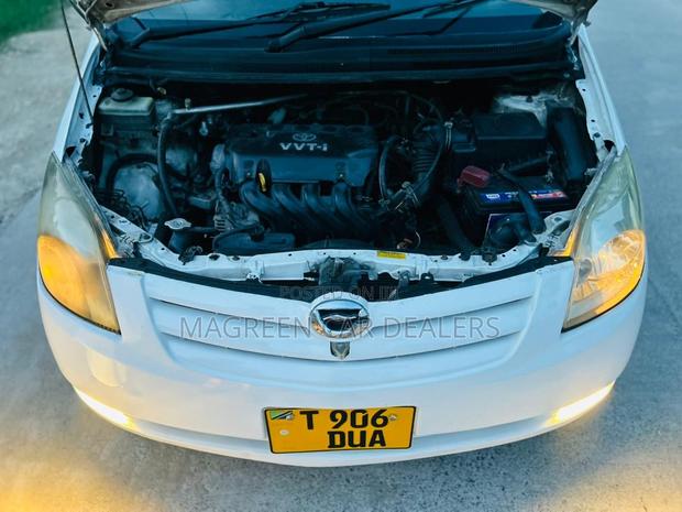 Toyota Corolla Spacio 2006 White