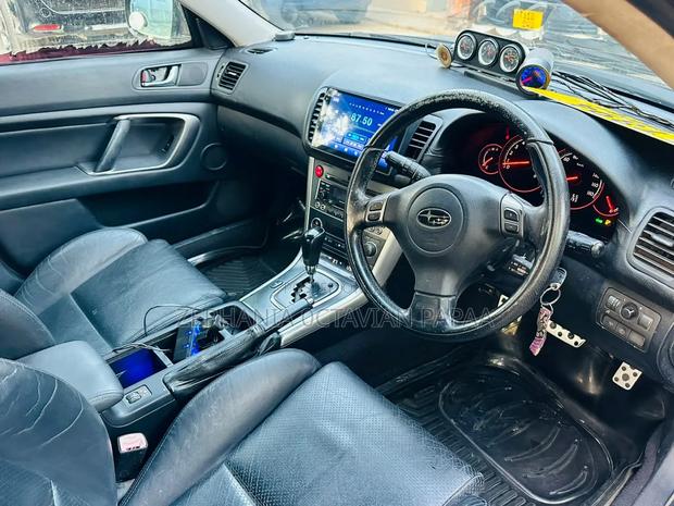 Subaru Legacy 2004 Black