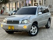Toyota Kluger 2004 Silver for sale