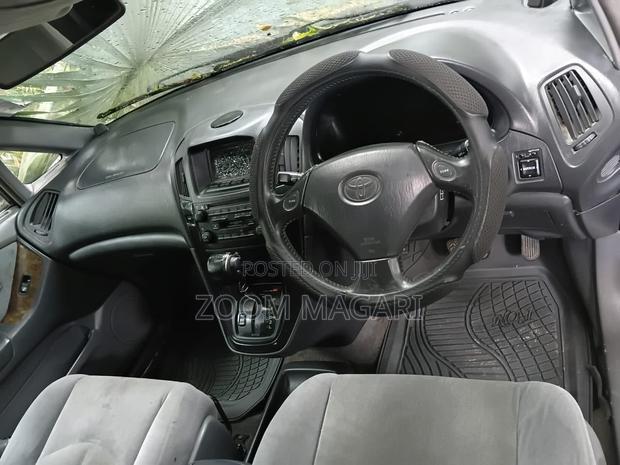 Suzuki Escudo 1999 Red