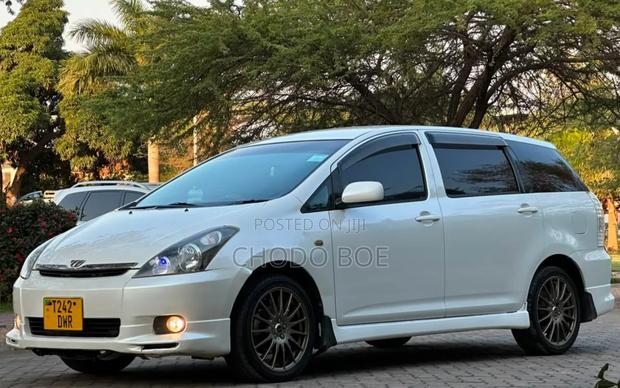 Toyota Wish 2006 Pearl