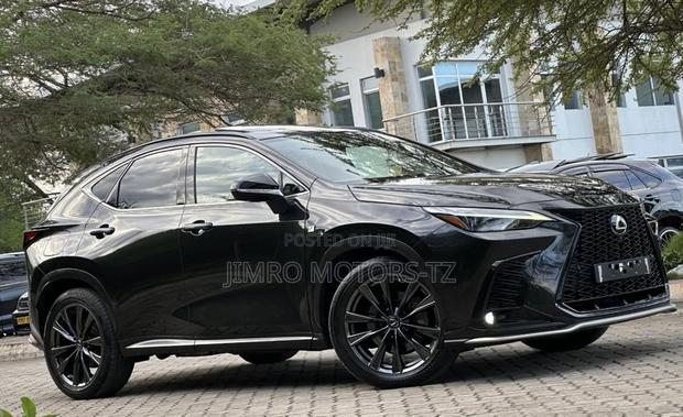 Lexus NX 2022 Black