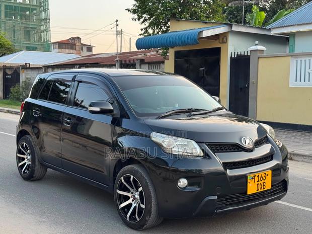 Toyota IST 2008 Black