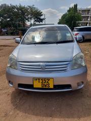 Toyota Raum 2003 Silver for sale