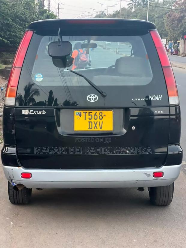 Toyota Noah 2008 Black