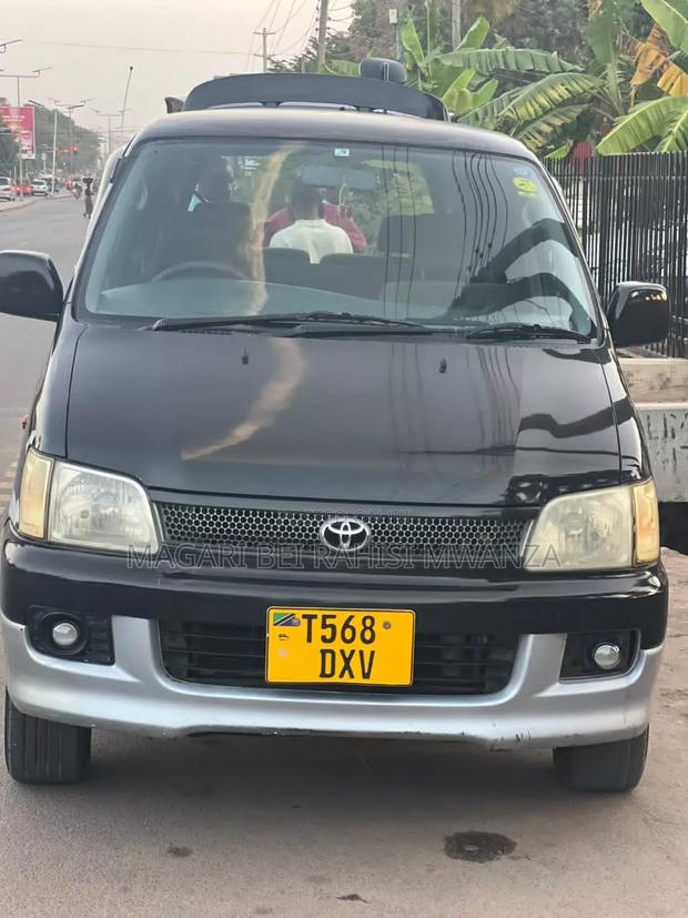 Toyota Noah 2008 Black
