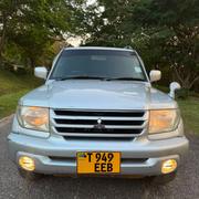 Mitsubishi Pajero 2004 Silver for sale