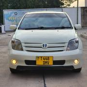 Toyota IST 2003 White for sale
