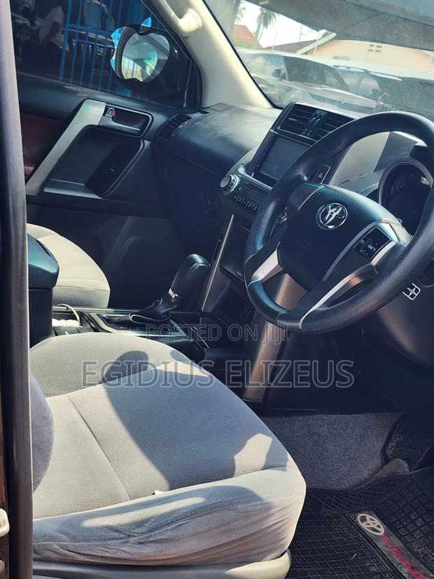 Toyota Land Cruiser Prado 2009 Black