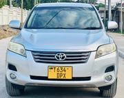 Toyota Vanguard 2010 Silver for sale