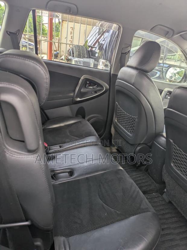 Toyota Vanguard 2009 Black