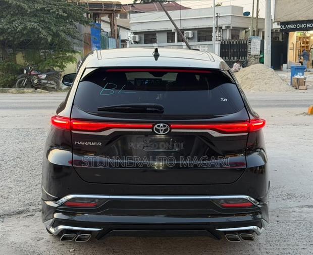 Toyota Harrier 2020 Matt Black