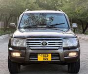 Toyota Land Cruiser 2001 Gray for sale