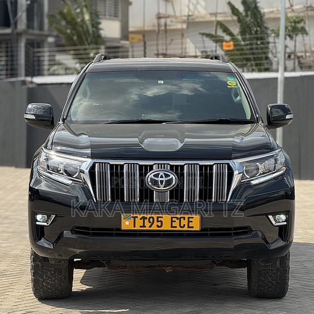 Toyota Land Cruiser Prado 2015 Black