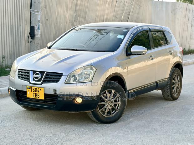 Nissan Dualis 2009 Beige
