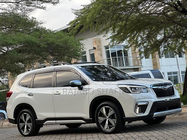 Subaru Forester Limited AWD 2020 White