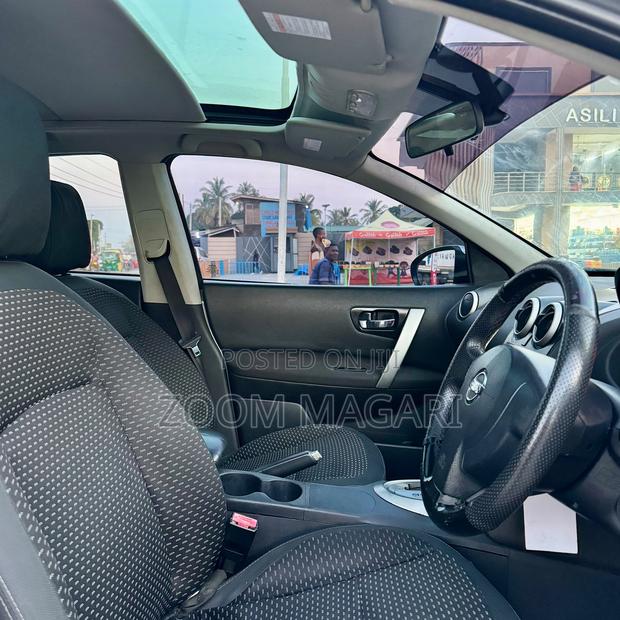 Nissan Dualis 2010 Silver