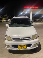 Toyota Noah 2001 White for sale
