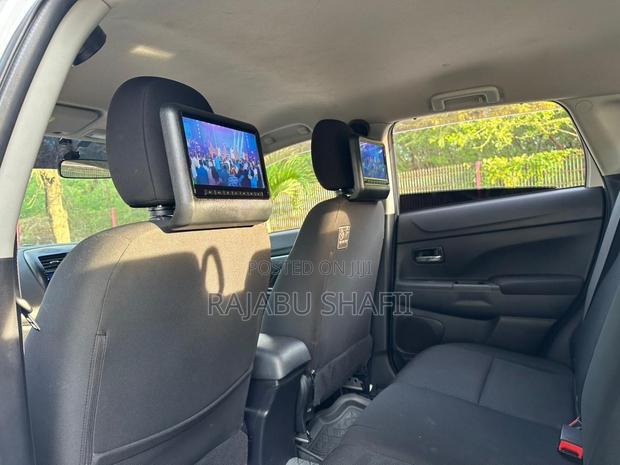 Mitsubishi RVR 2010 White