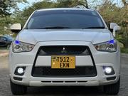 Mitsubishi RVR 2010 White for sale