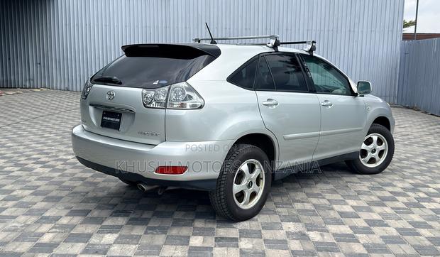 Toyota Harrier 2003 Silver