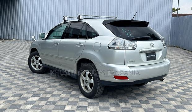 Toyota Harrier 2003 Silver